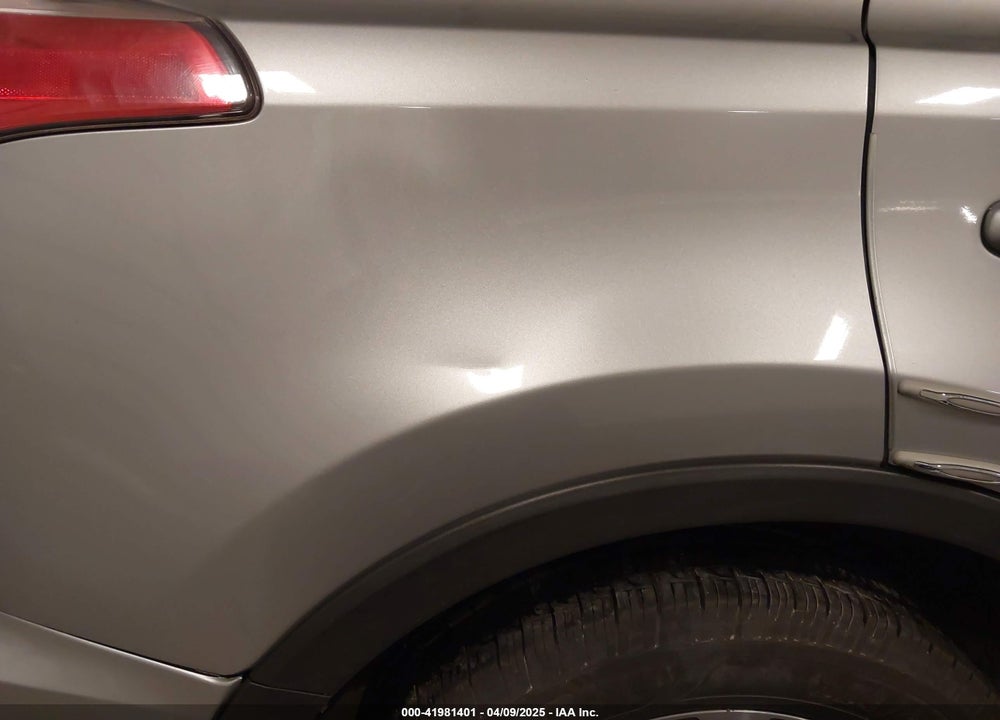 2017 TOYOTA RAV4 HYBRID VIN: JTMRJREV7HD072041