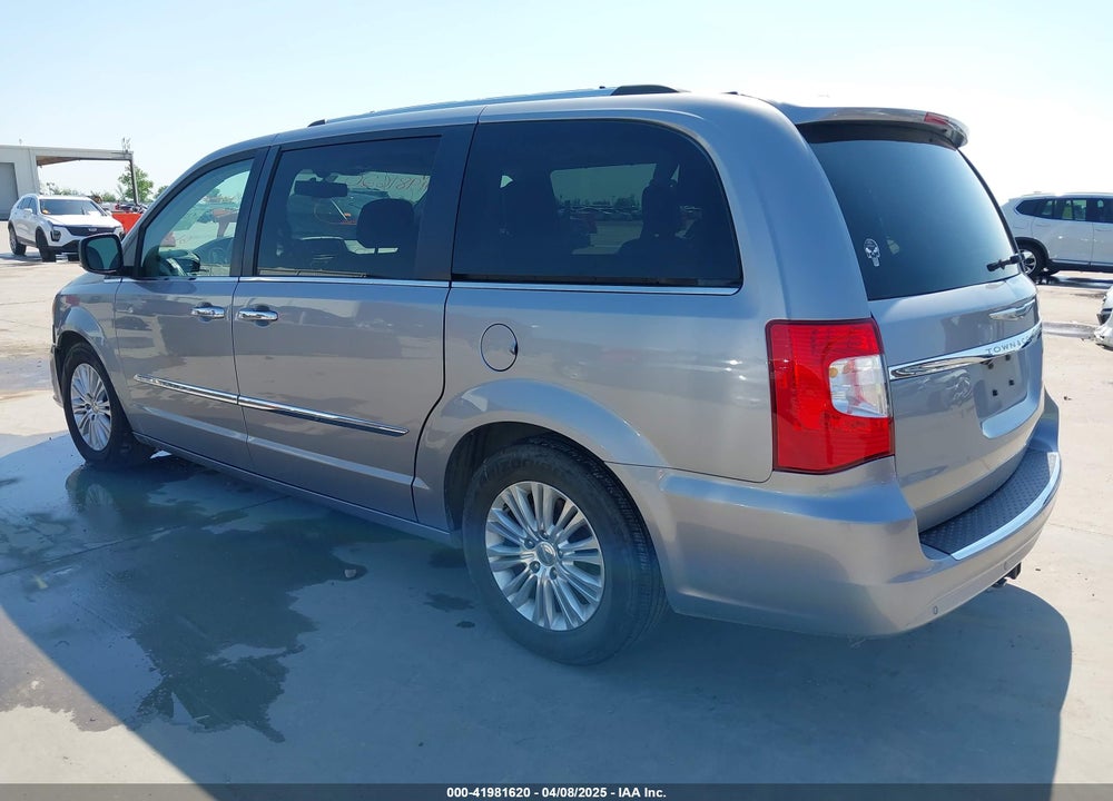 2015 CHRYSLER TOWN & COUNTRY LIMITED PLATINUM VIN: 2C4RC1GG6FR590954