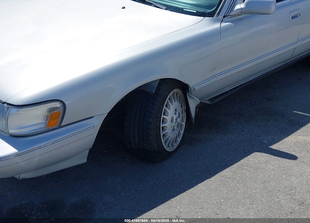1991 TOYOTA CRESSIDA LUXURY VIN: JT2MX83E7M0075862