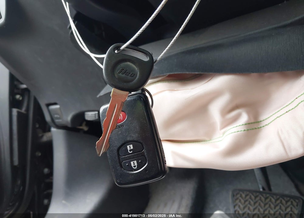 2015 TOYOTA PRIUS TWO VIN: JTDKN3DU8F0438461