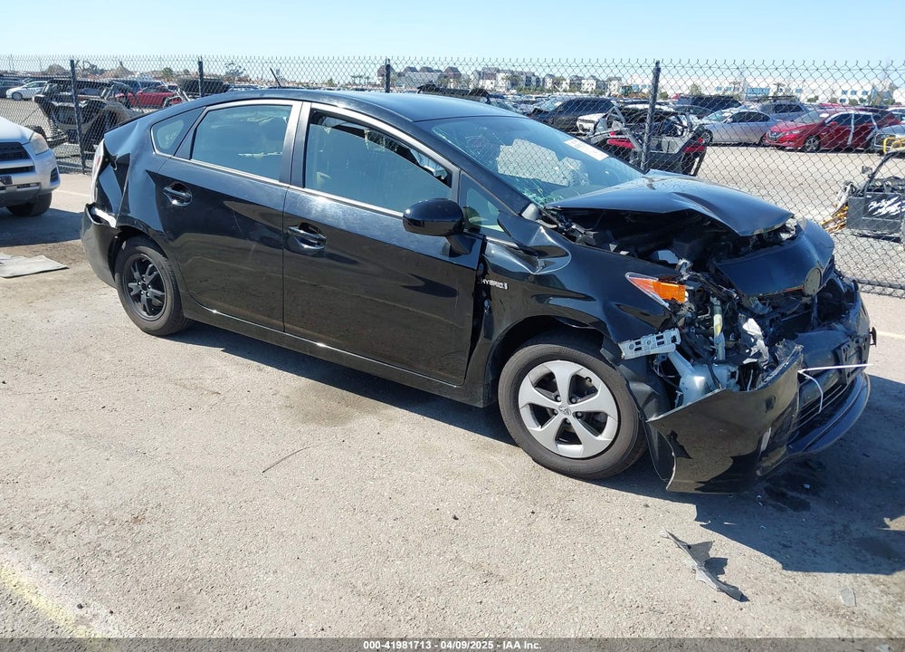 2015 TOYOTA PRIUS TWO VIN: JTDKN3DU8F0438461