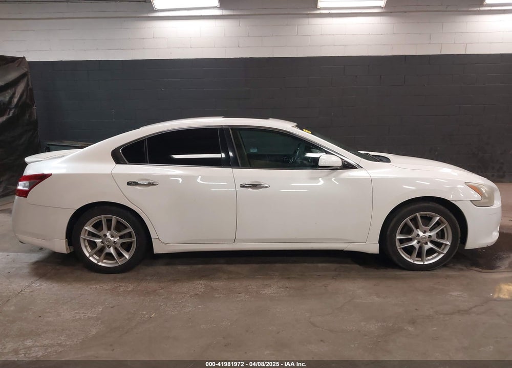 2011 NISSAN MAXIMA VIN: 1N4AA5APXBC853023