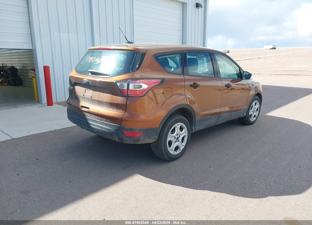 2017 FORD ESCAPE VIN: 1FMCU0F77HUA68074