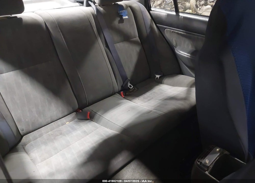 2005 HONDA CIVIC LX VIN: 2HGES16585H534585
