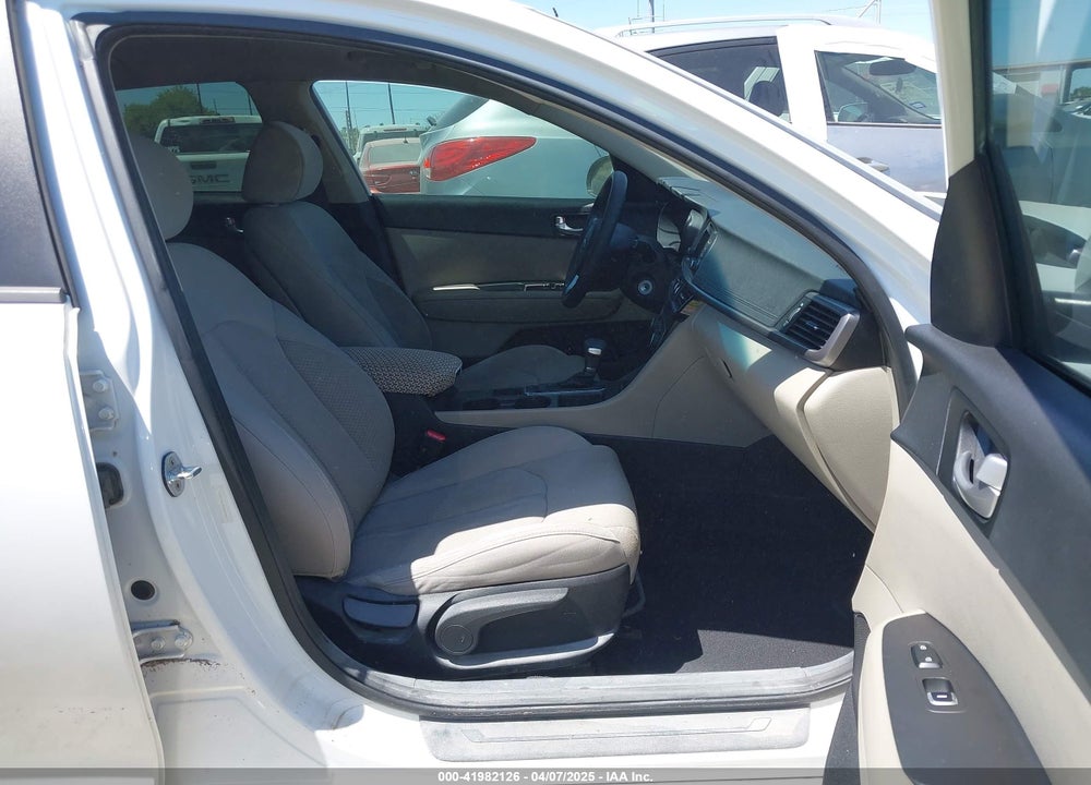 2016 KIA OPTIMA VIN: 5XXGT4L30GG039814