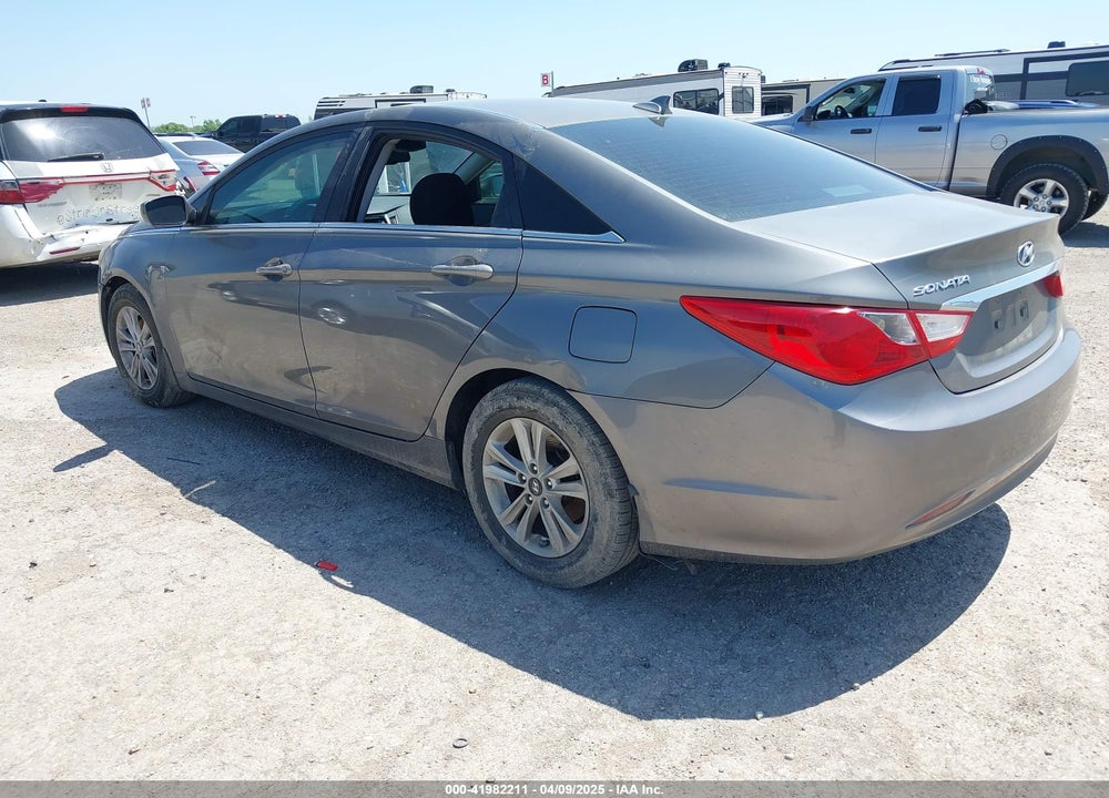 2013 HYUNDAI SONATA VIN: 5NPEB4AC6DH610199
