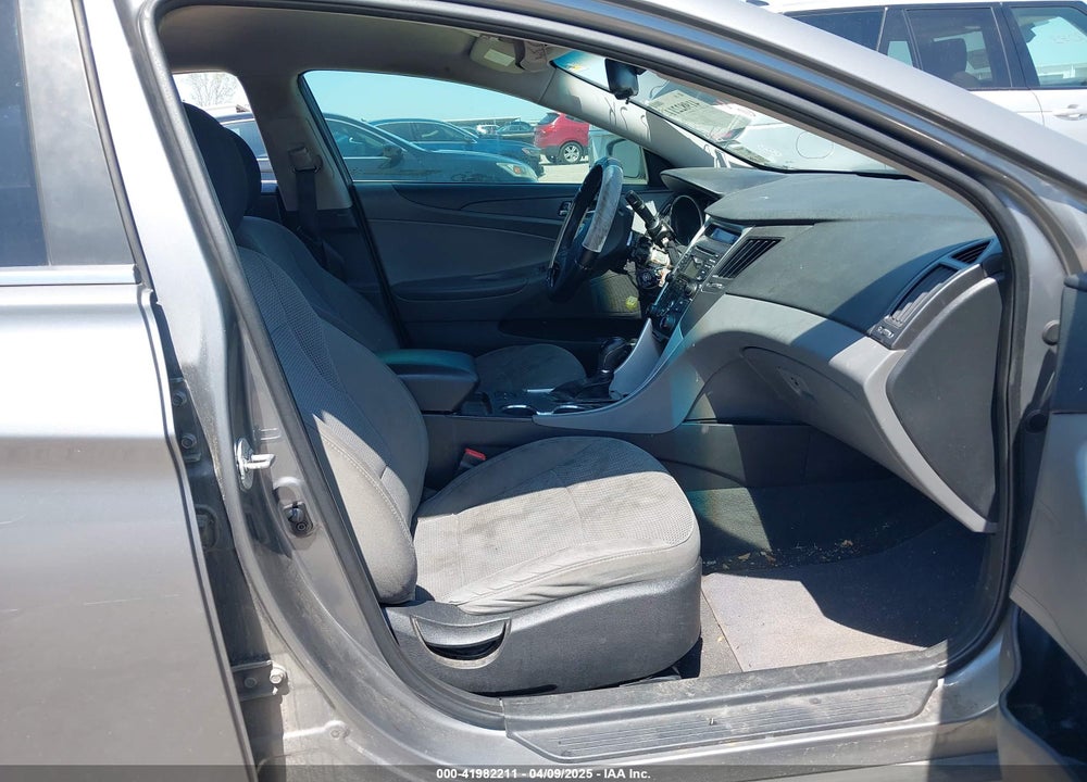 2013 HYUNDAI SONATA VIN: 5NPEB4AC6DH610199