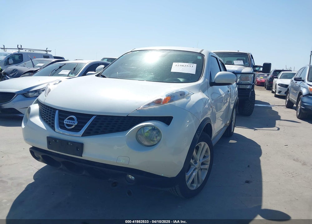 2014 NISSAN JUKE VIN: JN8AF5MR2ET360406