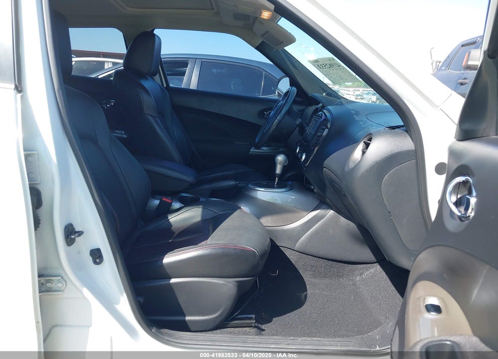 2014 NISSAN JUKE VIN: JN8AF5MR2ET360406