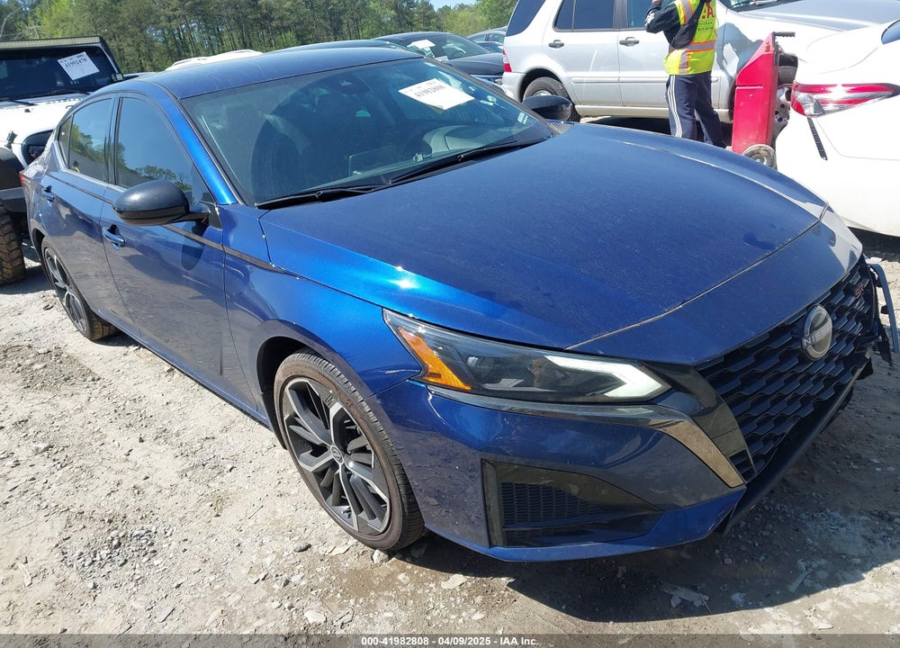2024 NISSAN ALTIMA SR FWD VIN: 1N4BL4CV3RN314858