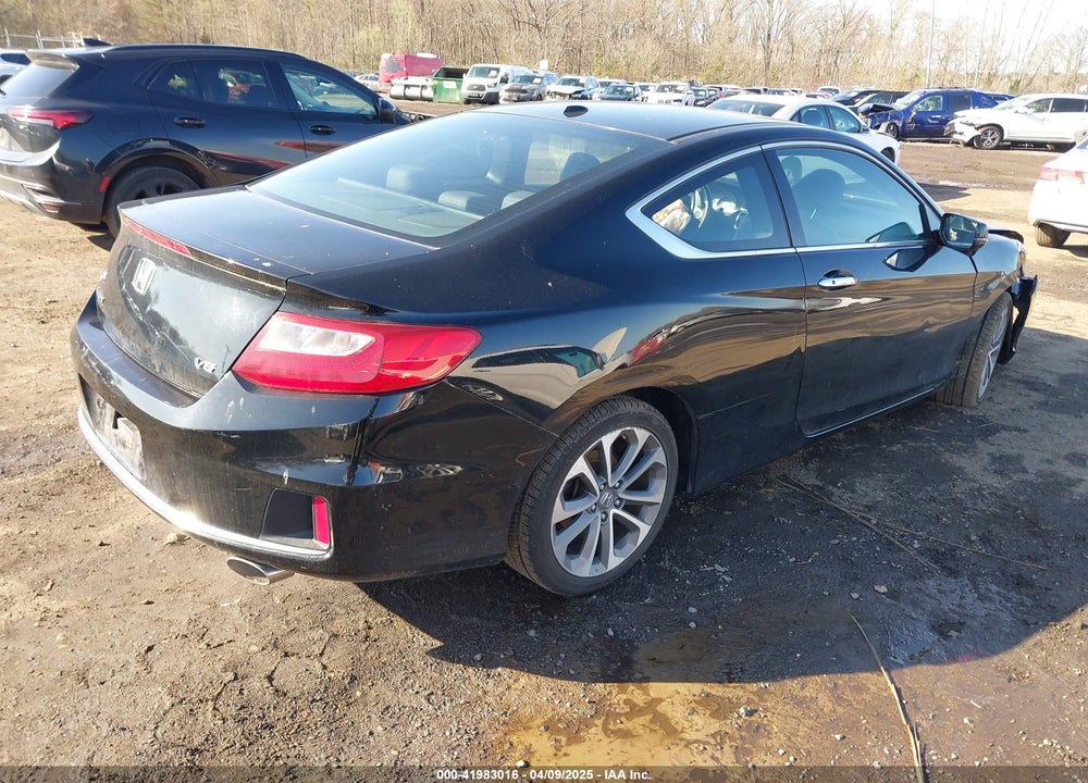 2013 HONDA ACCORD VIN: 1HGCT2B87DA008200