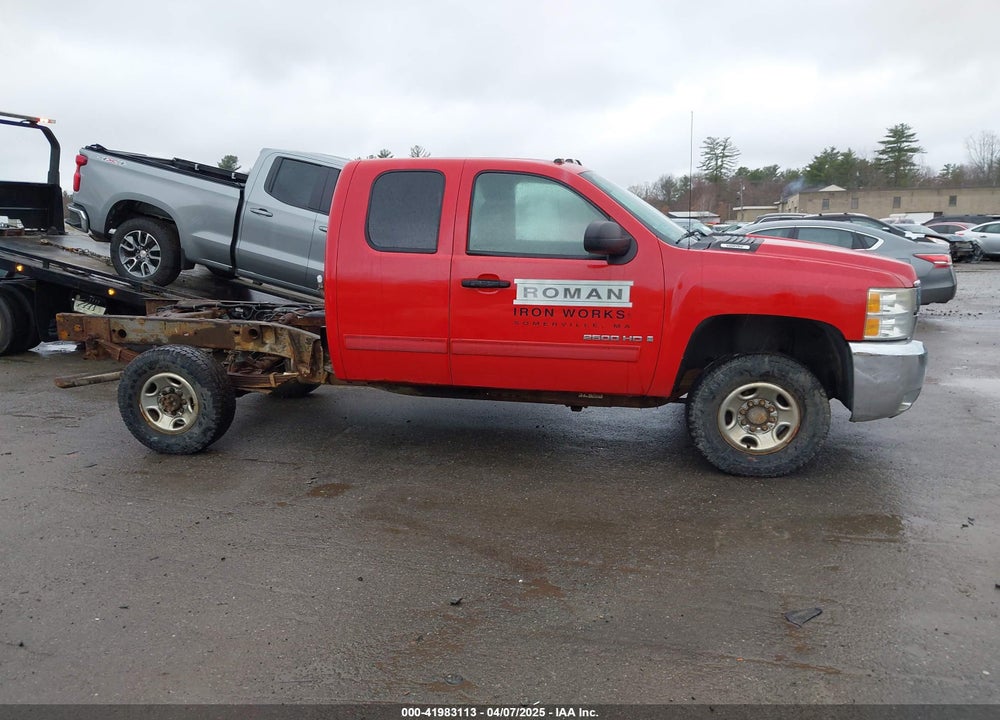 2009 CHEVROLET SILVERADO 2500HD VIN: 1GCHK59K49E121533