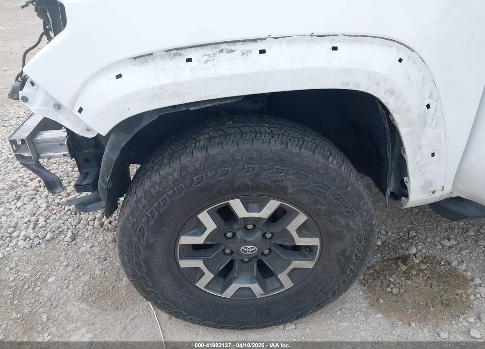 2022 TOYOTA TACOMA TRD OFF ROAD VIN: 3TYCZ5AN8NT088895