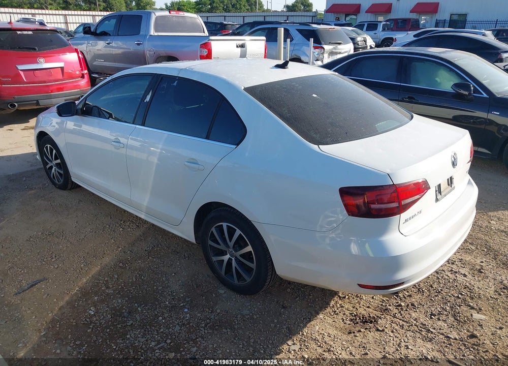 2017 VOLKSWAGEN JETTA 1.4T SE VIN: 3VWDB7AJ7HM369200