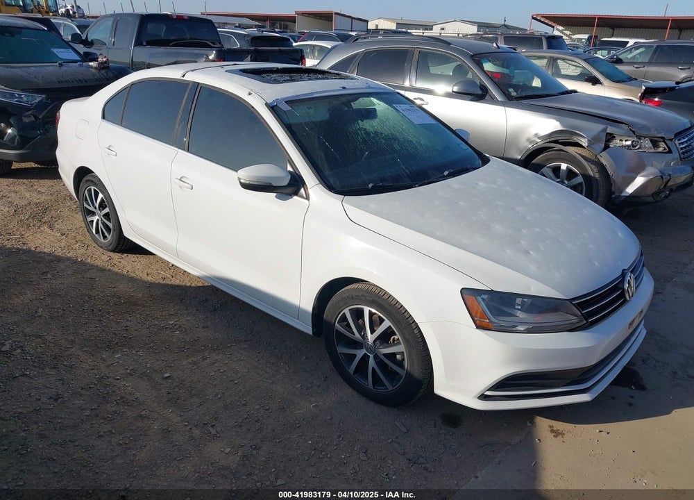 2017 VOLKSWAGEN JETTA 1.4T SE VIN: 3VWDB7AJ7HM369200