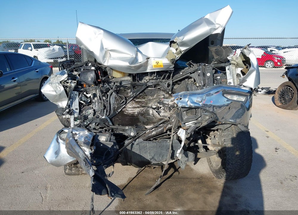 2016 GMC SIERRA 1500 SLT VIN: 3GTP1NEC0GG260111