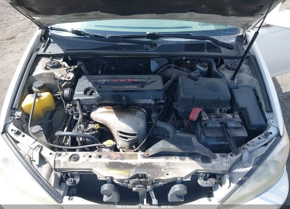2004 TOYOTA CAMRY LE VIN: JTDBE32K140249889