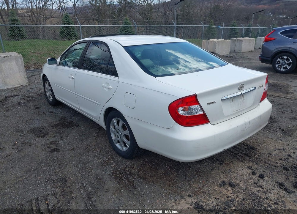 2004 TOYOTA CAMRY LE VIN: JTDBE32K140249889