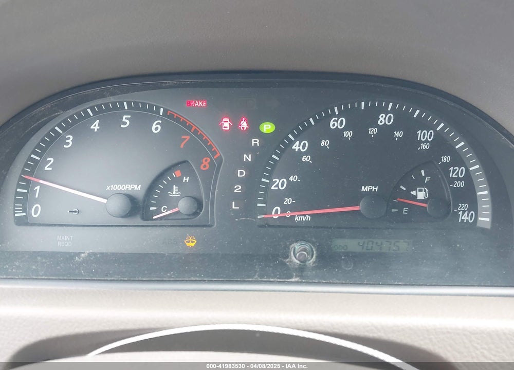 2004 TOYOTA CAMRY LE VIN: JTDBE32K140249889
