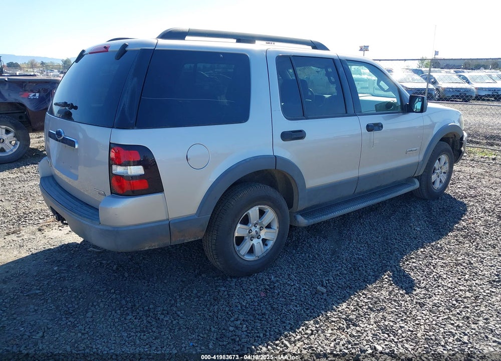 2006 FORD EXPLORER XLT VIN: 1FMEU63E66UA87405