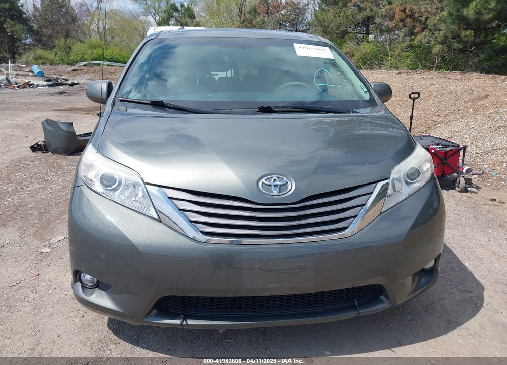 2012 TOYOTA SIENNA VIN: 5TDYK3DC0CS221618