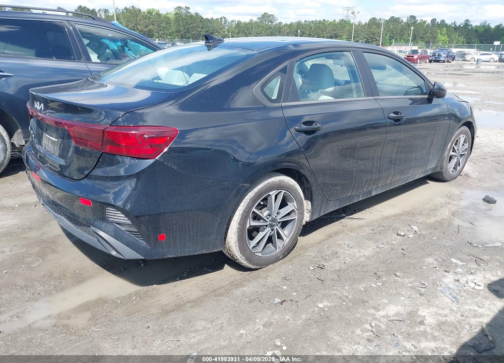 2022 KIA FORTE VIN: 3KPF24AD8NE419189