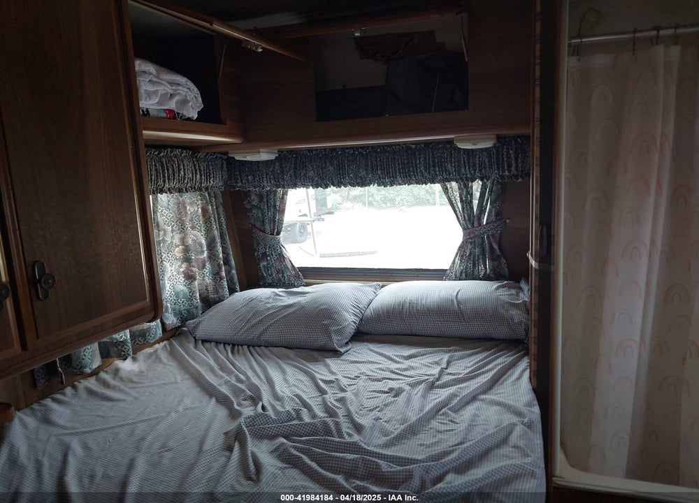 1987 FORD ECONOLINE E350 CUTAWAY VAN VIN: 1FDKE30L0HHA27696