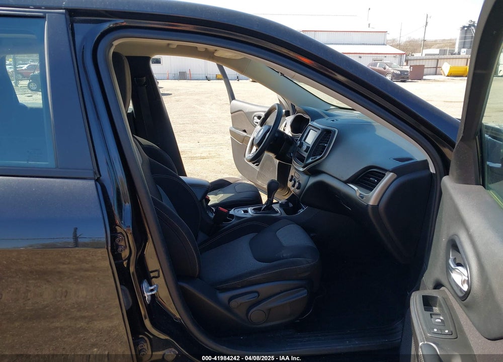 2014 JEEP CHEROKEE VIN: 1C4PJMAB3EW187709