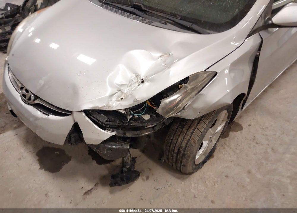 2011 HYUNDAI ELANTRA VIN: 5NPDH4AE9BH002718