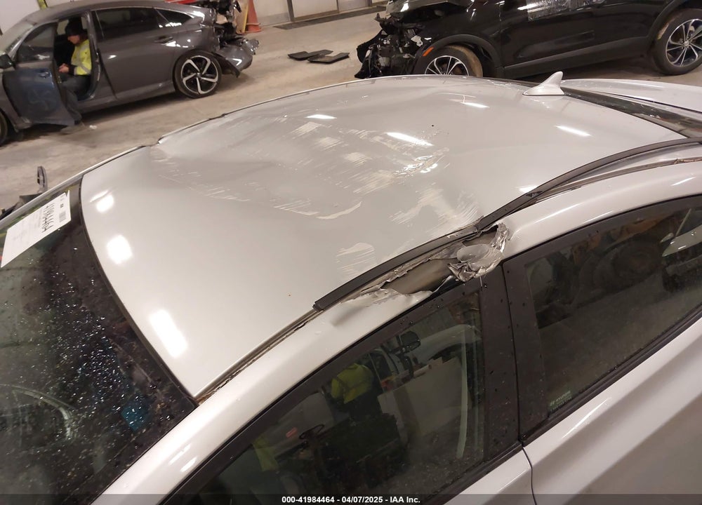 2011 HYUNDAI ELANTRA VIN: 5NPDH4AE9BH002718