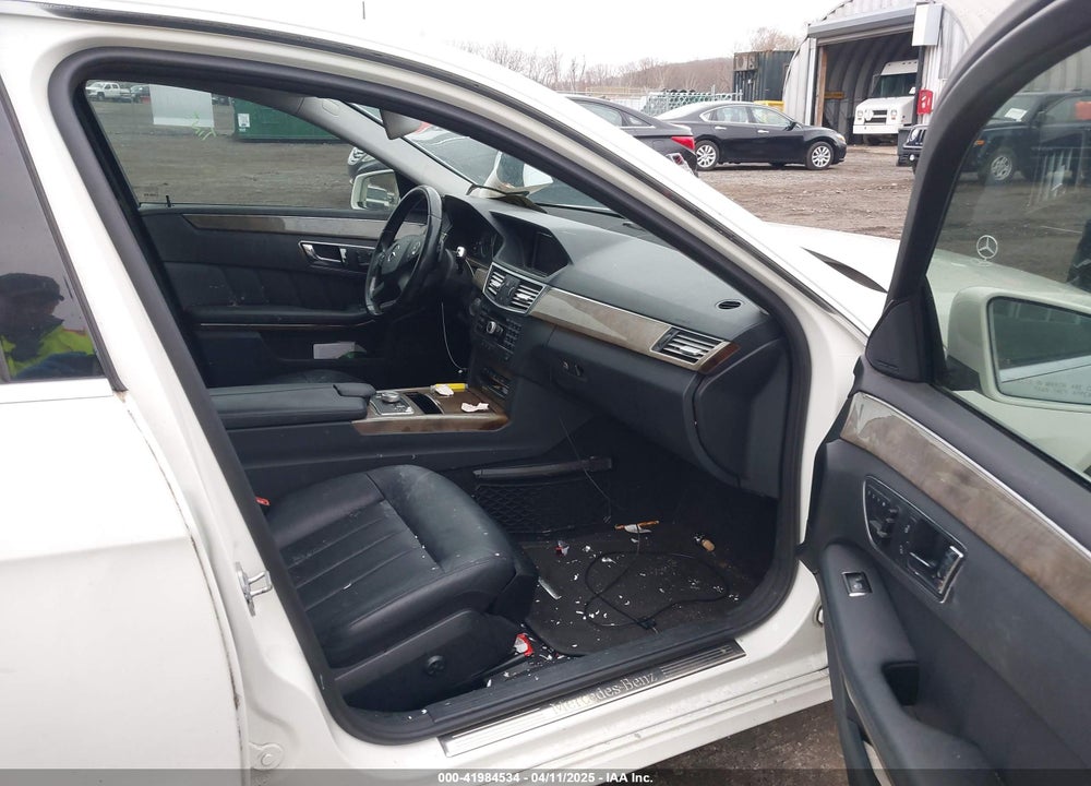 2010 MERCEDES-BENZ E 350 VIN: WDDHF8HB4AA143105