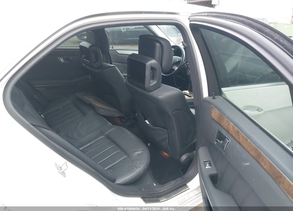 2010 MERCEDES-BENZ E 350 VIN: WDDHF8HB4AA143105