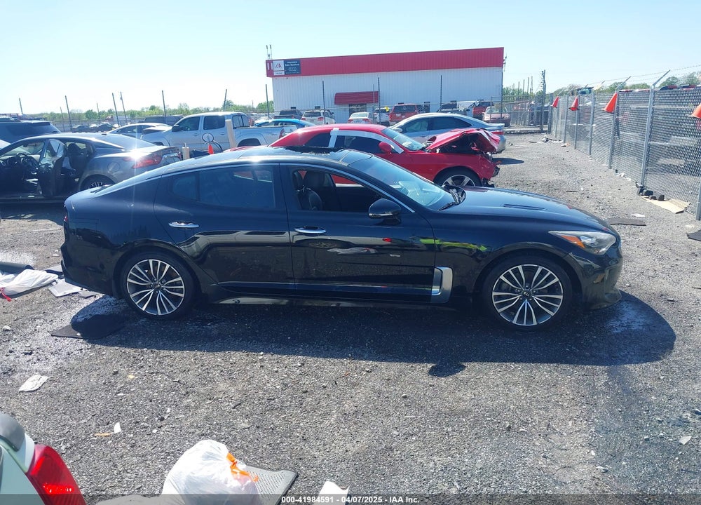 2018 KIA STINGER VIN: KNAE25LA7J6012188