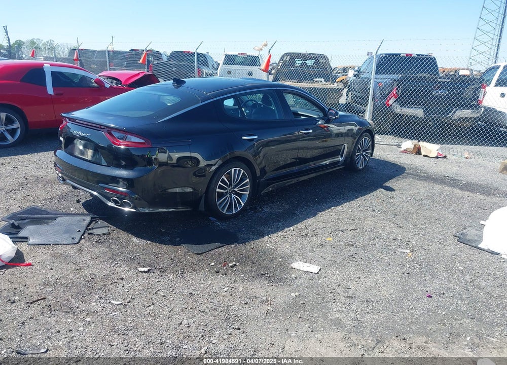 2018 KIA STINGER VIN: KNAE25LA7J6012188