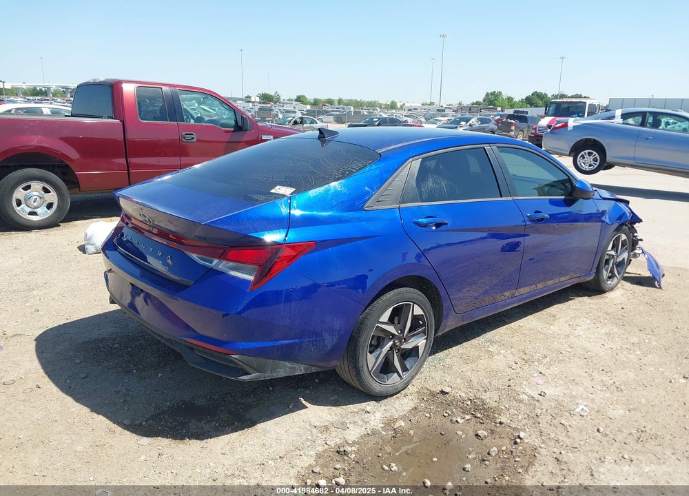 2023 HYUNDAI ELANTRA VIN: 5NPLS4AG6PH111109