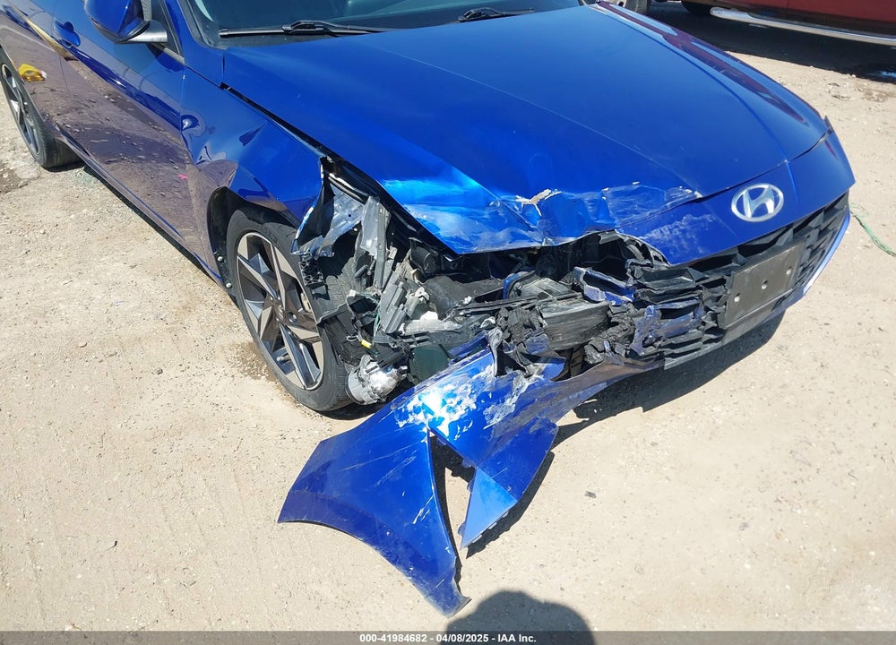 2023 HYUNDAI ELANTRA VIN: 5NPLS4AG6PH111109