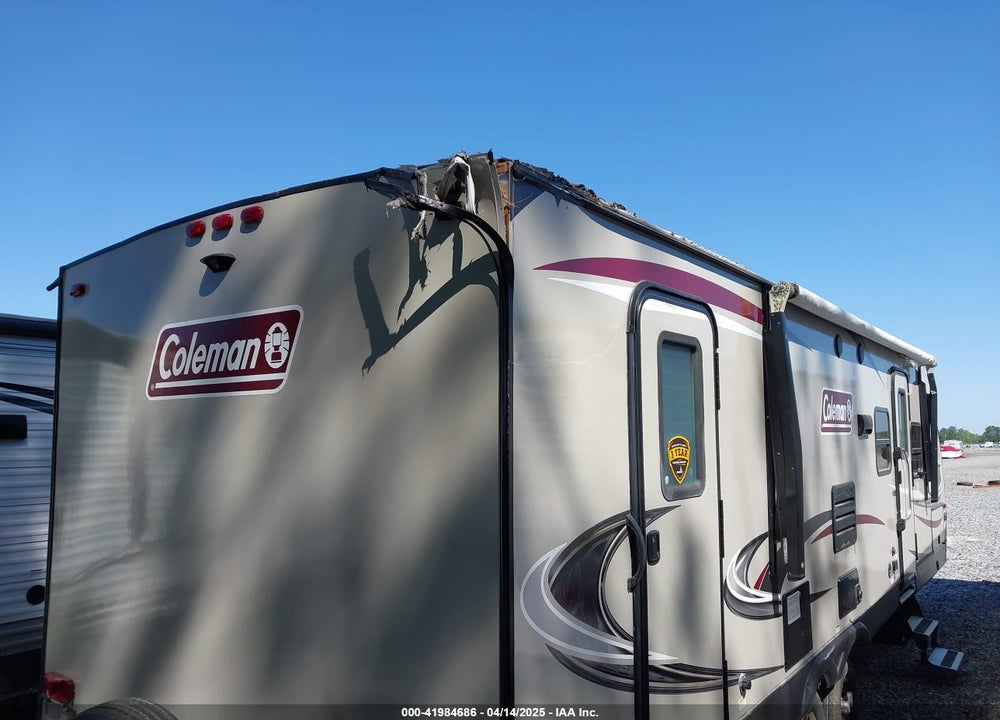 2018 COLEMAN M258RK 32' VIN: 4YDT28526JM938981