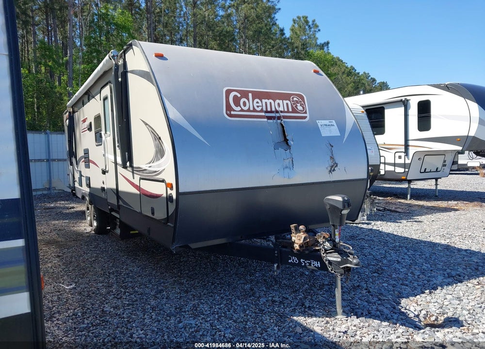 2018 COLEMAN M258RK 32' VIN: 4YDT28526JM938981