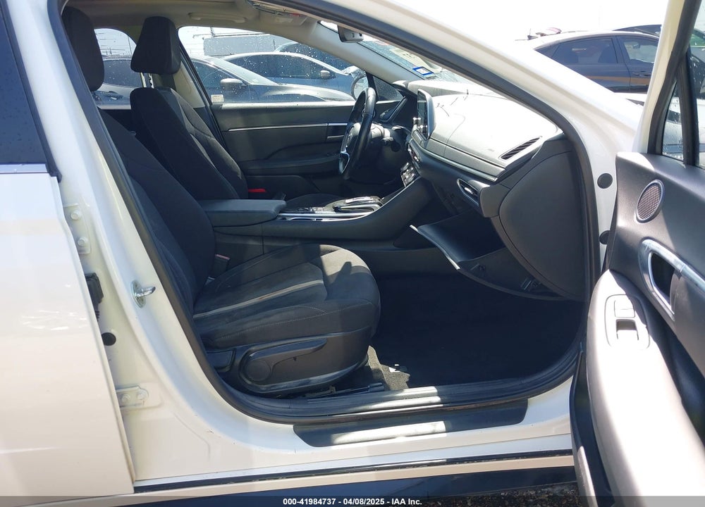 2022 HYUNDAI SONATA VIN: KMHL14JA6NA235718