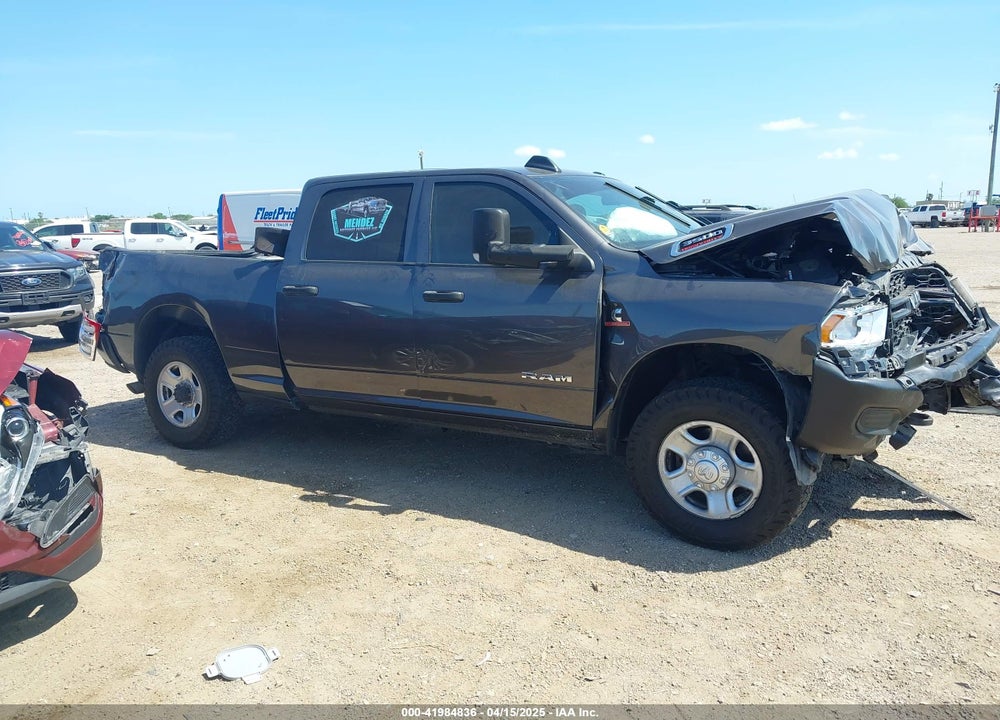 2022 RAM 3500 VIN: 3C63R3CLXNG152615
