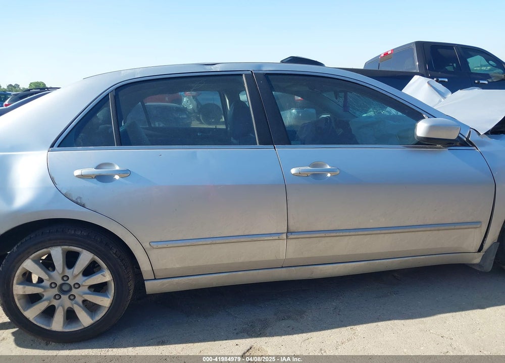 2007 HONDA ACCORD 3.0 EX VIN: 1HGCM66537A094405