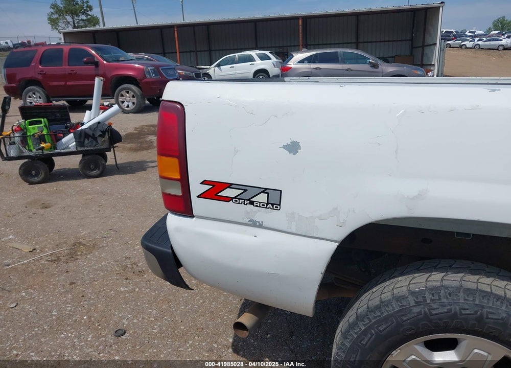 2001 CHEVROLET SILVERADO 1500 LS VIN: 1GCEK19TX1E114529