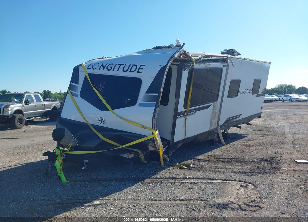 2025 FOREST RIVER TRAILER VIN: 5ZT2LNMB3S9010947