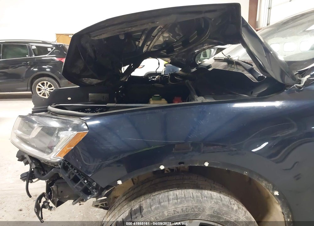 2017 VOLKSWAGEN TOUAREG VIN: WVGRF7BP0HD003232