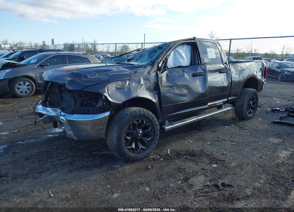 2018 RAM 2500 VIN: 3C6UR5CL8JG106940