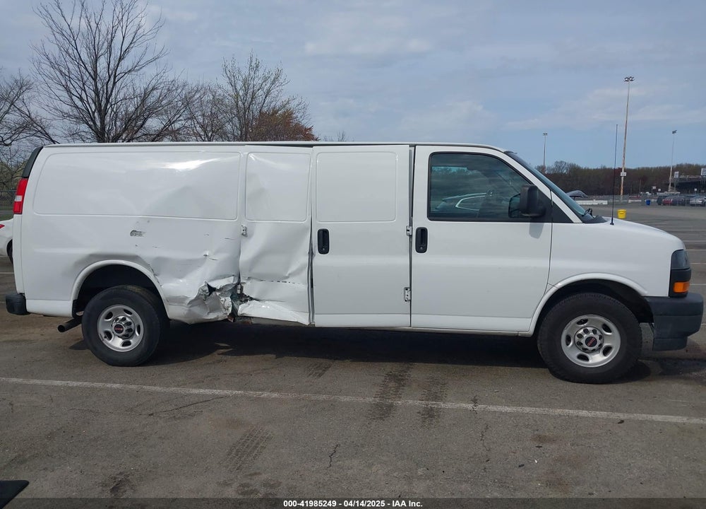 2022 GMC SAVANA CARGO RWD 3500 EXTENDED WHEELBASE WORK VAN VIN: 1GTZ7HF75N1207555