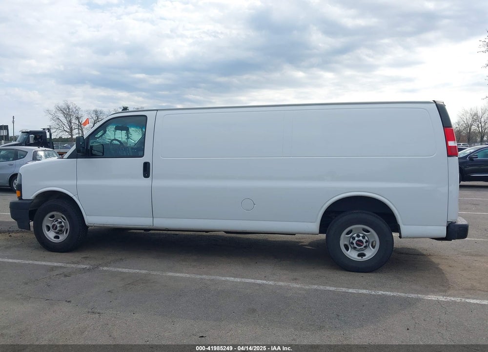 2022 GMC SAVANA CARGO RWD 3500 EXTENDED WHEELBASE WORK VAN VIN: 1GTZ7HF75N1207555