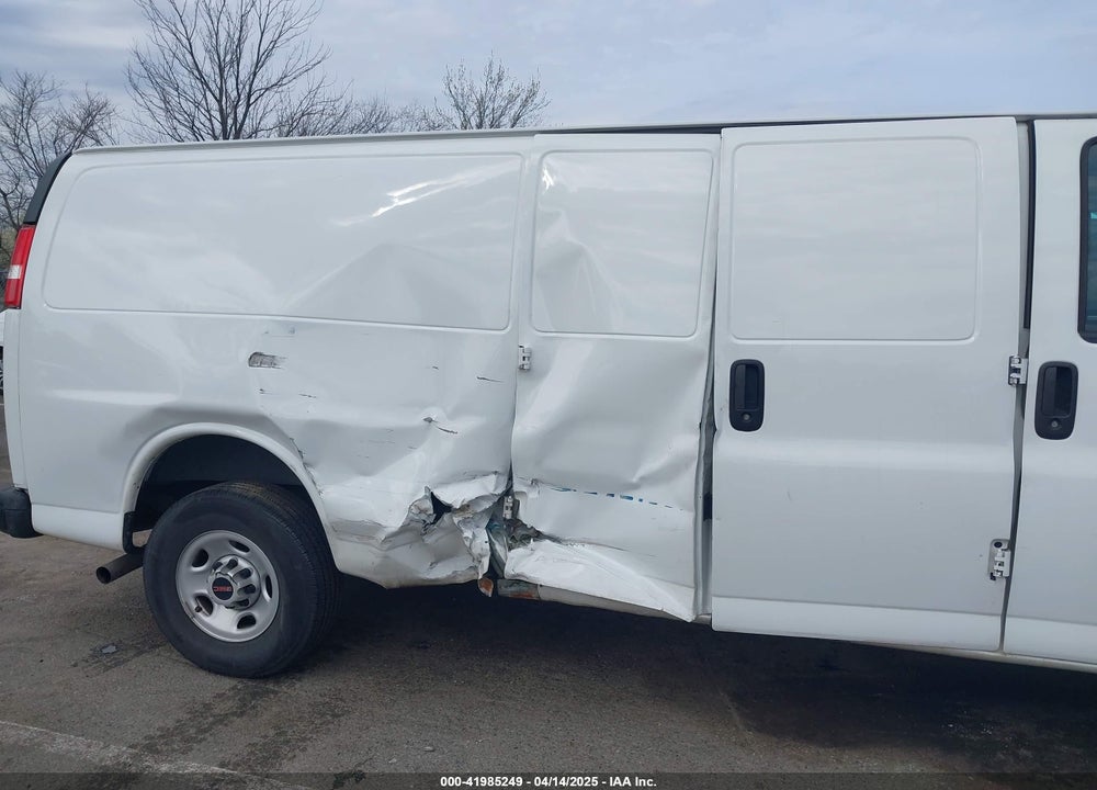 2022 GMC SAVANA CARGO RWD 3500 EXTENDED WHEELBASE WORK VAN VIN: 1GTZ7HF75N1207555