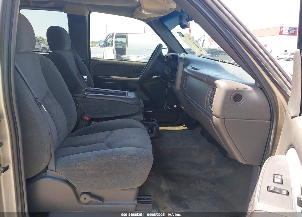 2003 CHEVROLET SILVERADO 1500 LS VIN: 2GCEC19V731307272
