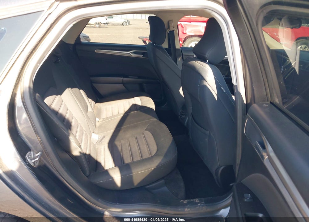 2017 FORD FUSION VIN: 3FA6P0HD8HR349874